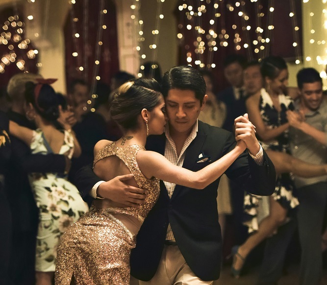 SALSA & BACHATA